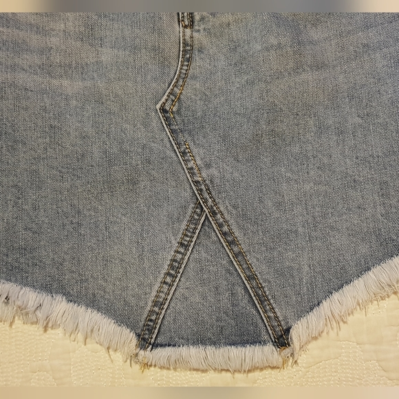 The Fated denim mini skirt size 6 - Picture 5 of 8
